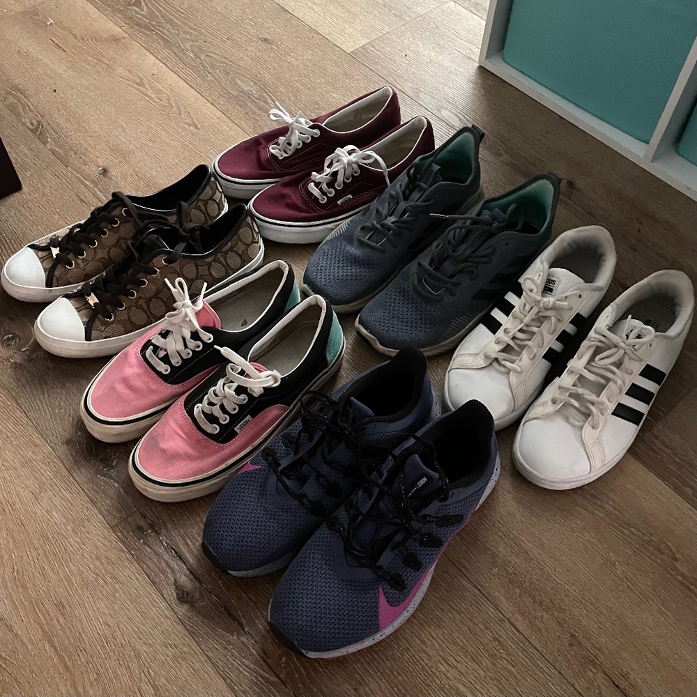 Women’s Shoes (Size 9.5)